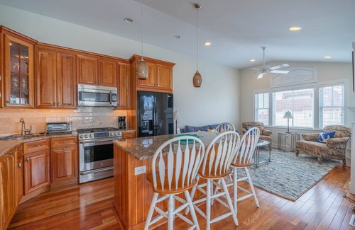 Stone Harbor Casa | Perfect location!!! Dog friendly townhome in the heart of Stone Harbor