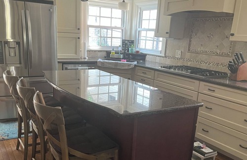 High Point Casa | Perfect location for HP Market