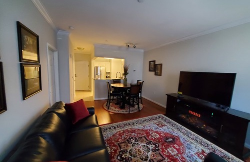 Federal Hill Condominio | Perfect Location: Fully Furnish Elegant One Bedroom Condo at the Harborview