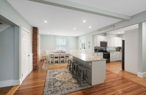 Narragansett Pier Casa | Heart of the Pier con 5 pases de playa a Narragansett Town Beach y al centro de AC