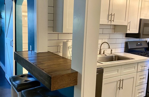 Bellaire Casa | Perfect location, Short walk to downtown Bellaire, Dog Friendly,