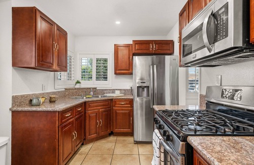 North Long Beach Casa | Perfect Oasis w/ Pool, jacuzzi, close to airports, beach, entertainment and more