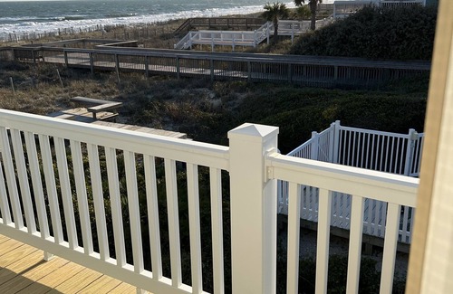 Emerald Isle Cabaña | Perfecto Oceanfront Cottage con piscina privada: Sea Glass