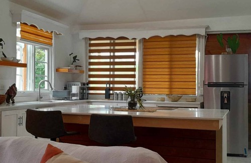 Saint Sylvans Cabaña | La relajación total y los lujos de la naturaleza lo esperan en ScottGullyEcoLodge