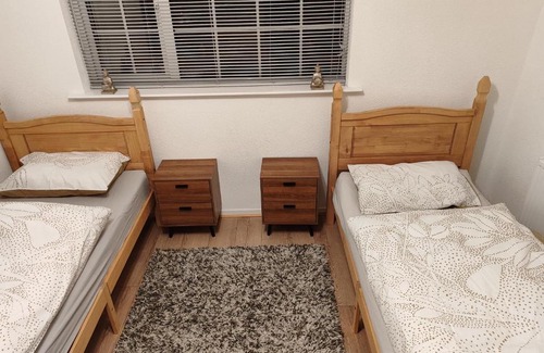 Walsall Apartamento | Perfect Place in Walsall/4 bedroom/long term workers or family home