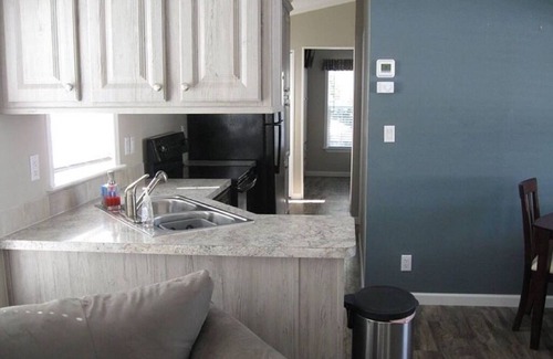 Venice Casa | Perfect place to call a Timeout! 3 beaches within 15 minutes! With a pool!