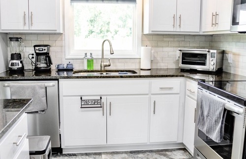 Greenville Casa | Perfect Private Getaway by ECU & Uptown Greenville