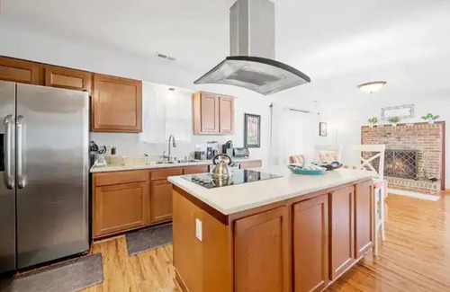 Virginia Beach Casa | Perfect Private Getaway Minutes to Virginia Beach!