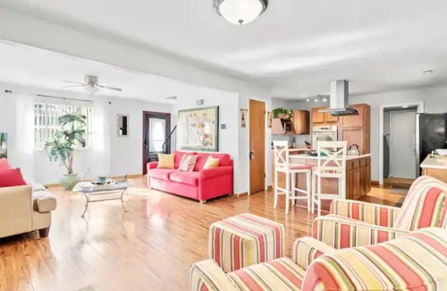 Virginia Beach Casa | Perfect Private Getaway Minutes to Virginia Beach!