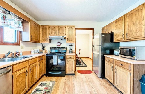 Dawsonville Casa | Perfect Private Waterfront Getaway on Lake Lanier!
