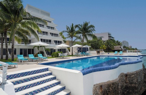 Zona Hotelera Norte Condominio | Miramar # 203, hermoso condominio frente al mar de 1 hab, North Shore, gran snorkeling!