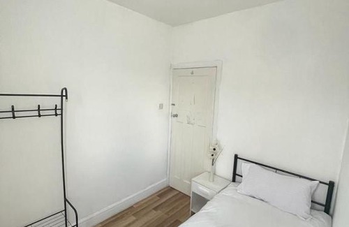 Lea Bridge Apartamento | Perfect Rooms near Stratford!
