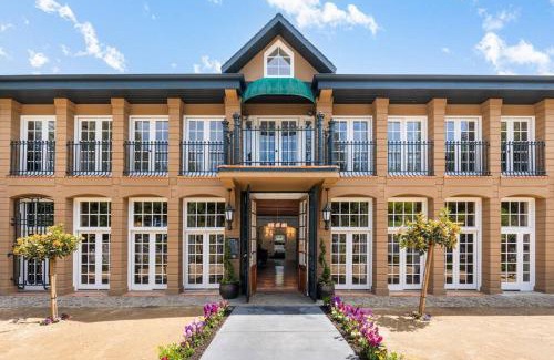 Santa Rosa Apartamento | Perfect Santa Rosa Escape at Historic Stonehouse!