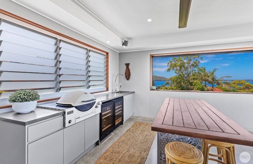Soldiers Point Casa | Perfect Sea Side Family Home