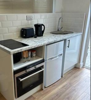 Botwell Apartamento | Perfect stay with Dallas Studio