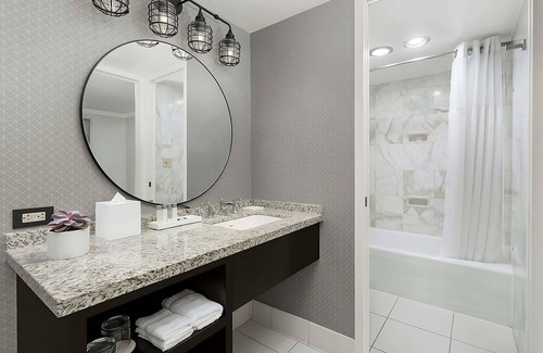 Lower Nob Hill Hotel | Perfect Vacation Spot! 3 Pet-Friendly Units, Onsite Dining, Near Union Square!