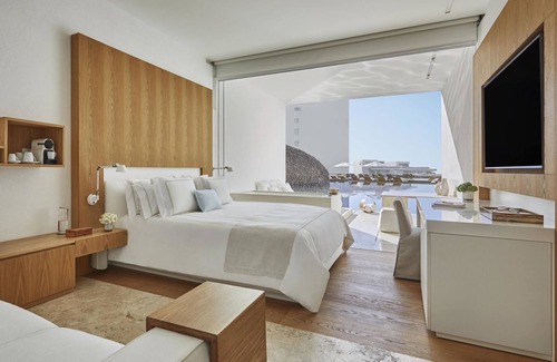 Zona Hotelera Casa | Perfect Views! Ocean View, Private Balcony, Pool & Spa, Steps to Hotelera Beach!