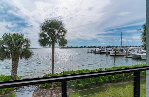 Marco Island Casa | Perfect Waterfront Getaway on Marco River