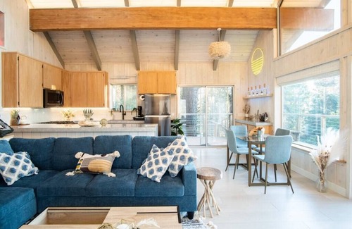 Springville Casa | Perfection: Private Giant Sequoias, 100 Mile Views