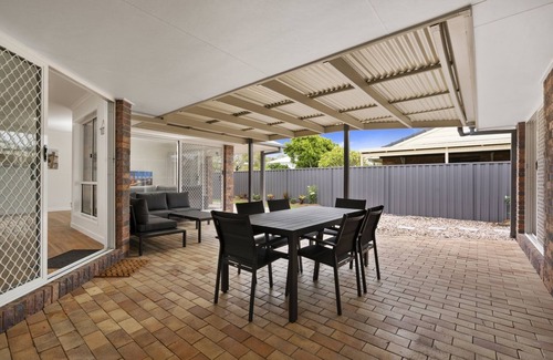 Banksia Beach Casa | PERFECTLY LOCATED HOLIDAY RETREAT