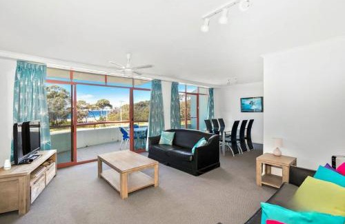 Mollymook Beach Apartamento | Perfectly Positioned Across From Mollymook Beach