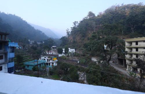Haridwar Hotel | Perfectstayz Value Forest Valley Rishikesh