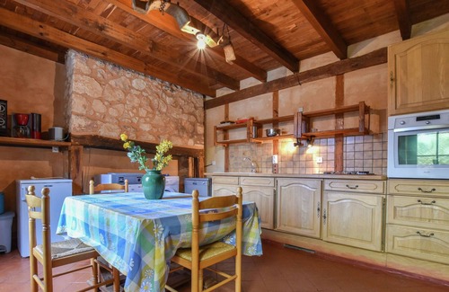 Biron Casa | Casa de vacaciones tradicional en Biron con piscina privada