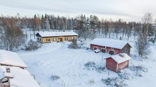 Ylitornio Apartamento | Perinteikäs 3 makuuhuoneen koti