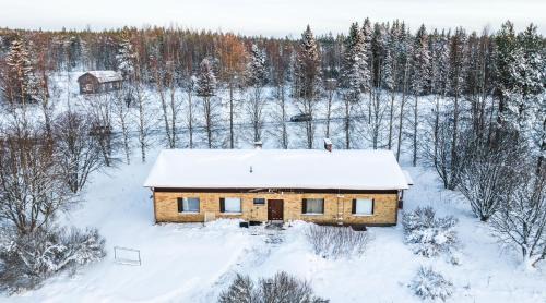 Ylitornio Apartamento | Perinteikäs 3 makuuhuoneen koti