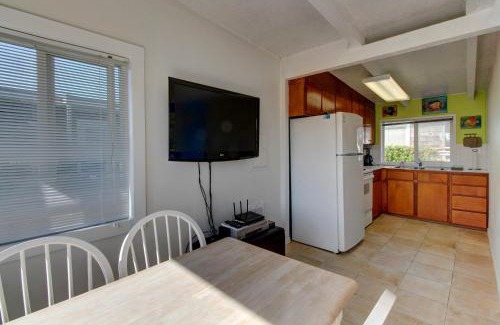 Pacific Beach Casa | Periwinkle