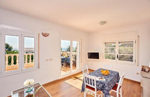 Roques Daurades Apartamento | Perla de Mar