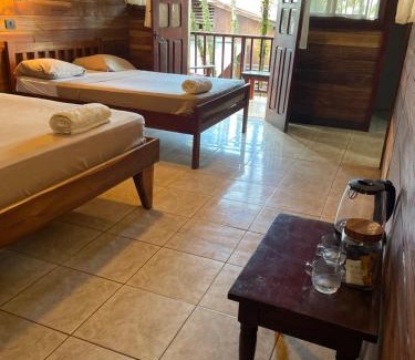 Puerto Viejo de Talamanca Hotel | Perla Negra Beachfront