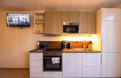 Butzbach Apartamento | Perle der Wetterau - Aparcamiento - SmartTV - Cocina