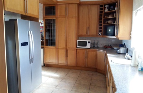 Kleinmond Apartamento | PERLEMOEN 4 : 3bedr/ 2bathr villa, inside BBQ. Best all round view in Kleinmond.