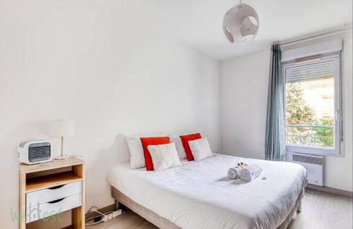 Les Serres - Vivier Apartamento | Perollier - CI - Lyon 2 - Bedroom apartment with balcony and pool