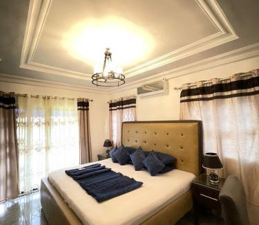 Ngleshi Amanfro Casa | Perriman Hotel