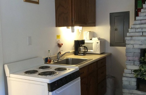 Intervale Hotel | Perry's Motel and Cottages