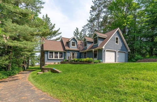 Webster Casa | Pershing Paradise on Devils Lake