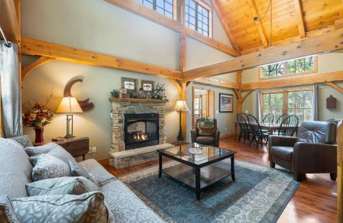 Blue Eye Cabina | Persimmon Hollow with GameRoom