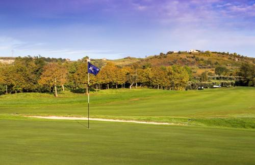 Miglianico Apartamento | Pescara INN al Golf - Tiger Woods