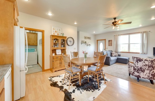 Peshtigo Casa | Peshtigo Dairy Farm Escape: Fire Pit, Grills!