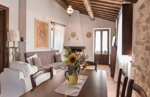 Todi Apartamento | Apartamento Pessoa Borgo Bianchini