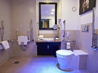 Queenstown Hotel | Pestana Chelsea Bridge Hotel & SPA