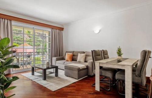 Ribeira Brava Apartamento | Pestanas Nest by Homie