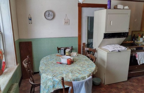 Cavendish Apartamento | Pet and Family Friendly House in former General Store.