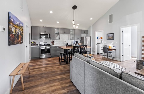 Montrose Casa | Pet & Family Friendly, Mountain Views, Downtown Montrose 20 Min to National Park