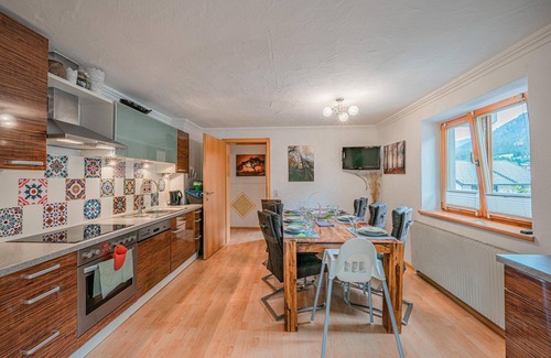 Muhlbach im Pinzgau Apartamento | Pet-friendly apartment with garden