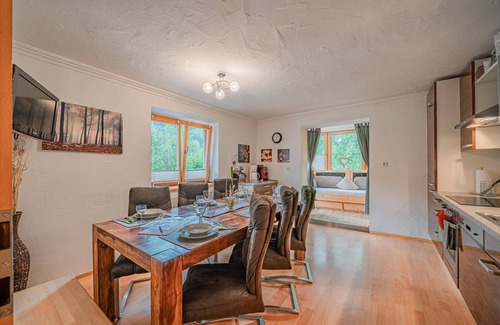Muhlbach im Pinzgau Apartamento | Pet-friendly apartment with a balcony