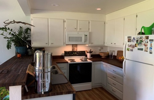 Santa Rosa Casa | Pet Friendly 2 bedroom Sunny Peaceful Townhome