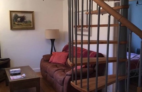 Upper Harbledown Cabaña | Se aceptan mascotas Orchard Cottage de 2 dormitorios cerca de Canterbury